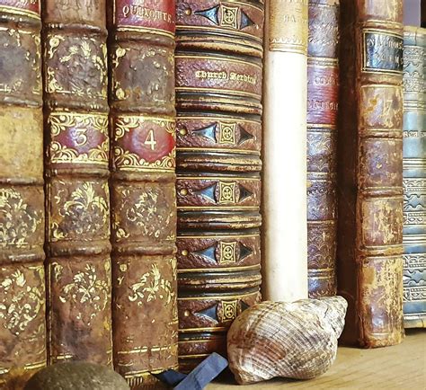 Antiquarian, Rare & Collectable Books .